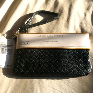 Adrienne Vittadini charging clutch